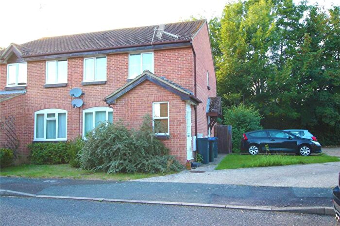 1 Bedroom Flat To Rent In Harlech Close, Worthing, West Sussex, BN13