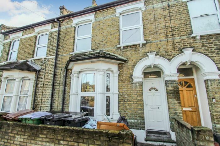 3 Bedroom Terraced House To Rent In Wragby Road, Leytonstone, London, E11