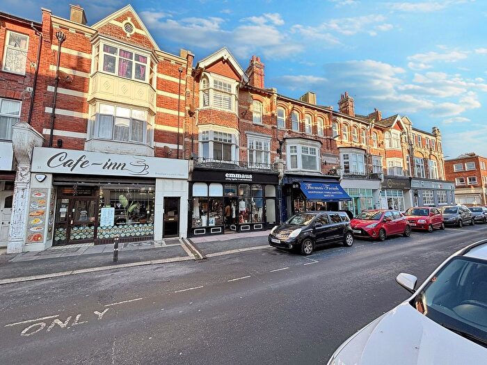 2 Bedroom Flat For Sale In St Leonards Road, Bexhill-On-Sea, TN40