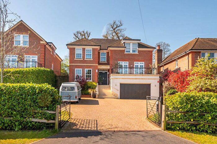 5 Bedroom Detached House To Rent In Pelling Hill, Old Windsor, Windsor, SL4