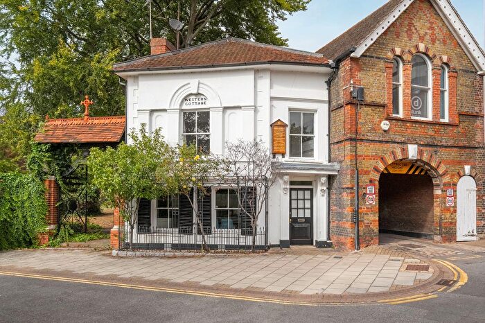 3 Bedroom Property For Sale In Madeira Walk, Windsor, SL4