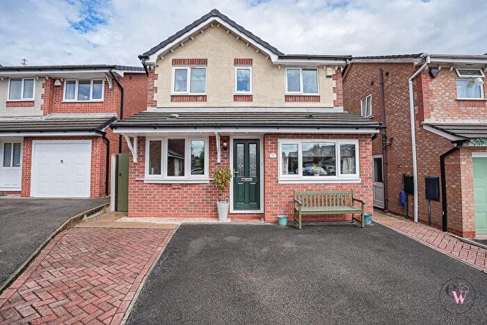 3 Bedroom Detached House For Sale In Troutbeck Grove, Winsford, CW7