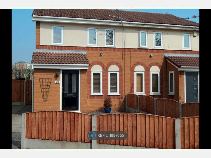 3 Bedroom Semi-Detached House To Rent In Harecastle Avenue, Eccles, Manchester, M30