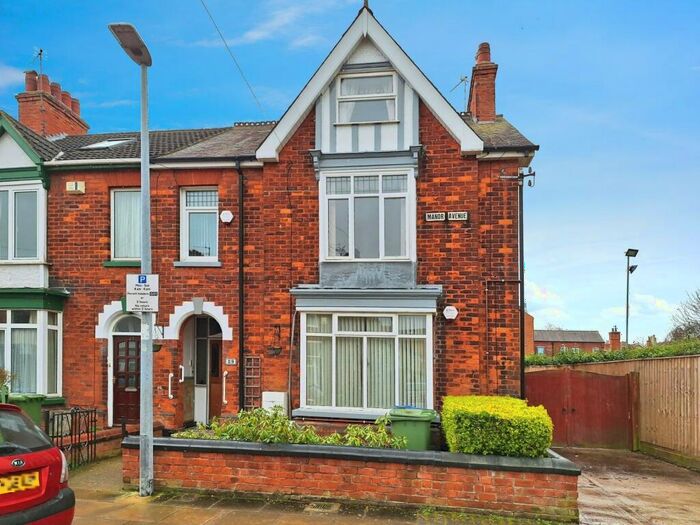 3 Bedroom Apartment To Rent In Manor Avenue, Grimsby, Lincolnshire, DN32