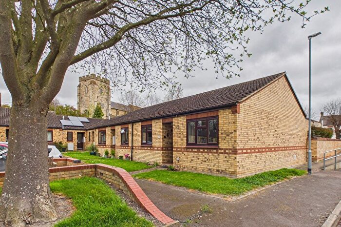 2 Bedroom Bungalow For Sale In Lordship Close, Orwell, SG8