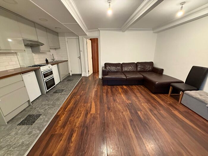 1 Bedroom Flat To Rent In Kyverdale Road, London, N16