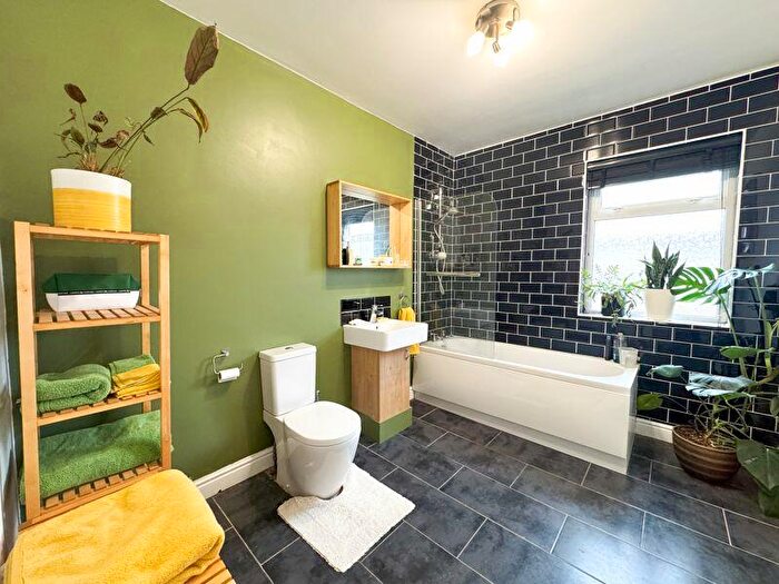 2 Bedroom Terraced House For Sale In Bramhall Street, Cleethorpes, DN35