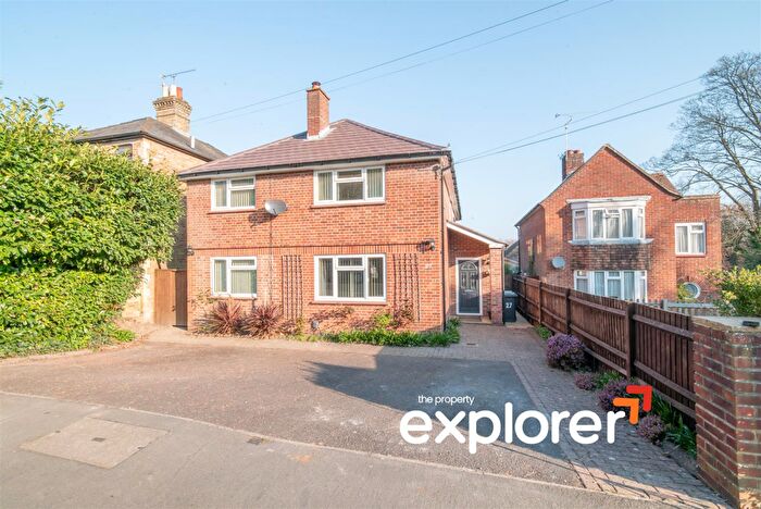 4 Bedroom Detached House To Rent In Chequers Road, Basingstoke, RG21