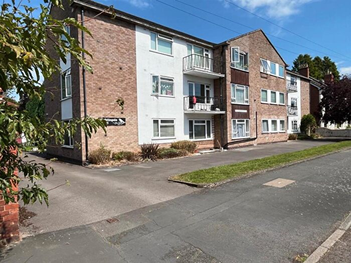 2 Bedroom Flat To Rent In Nightingale Court, Leam Terrace, Leamington Spa, Warwickshire, CV31