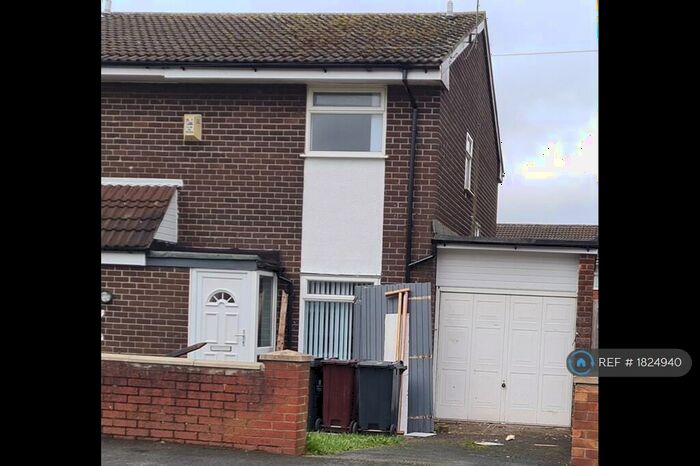 2 Bedroom Semi-Detached House To Rent In Saxon Way, Liverpool, L33