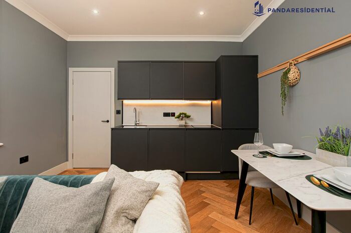 1 Bedroom Flat To Rent In Kenway Road, London, SW5