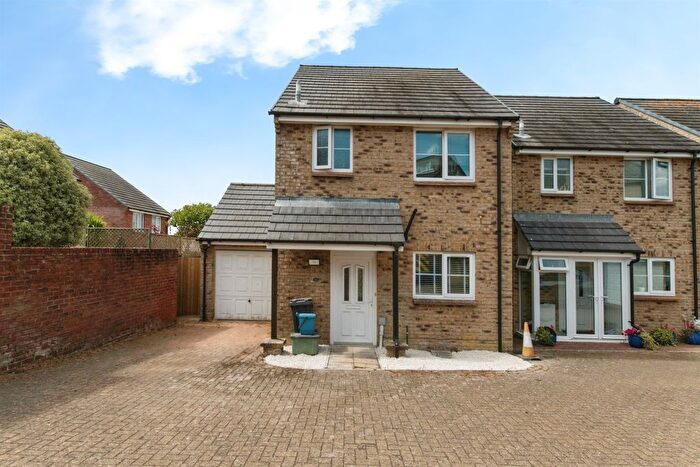 2 Bedroom Detached House For Sale In Swain Close, Axminster, EX13