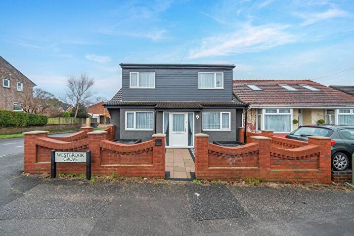 4 Bedroom Semi Detached Bungalow For Sale In Westbrook Grove, Waterlooville, PO7