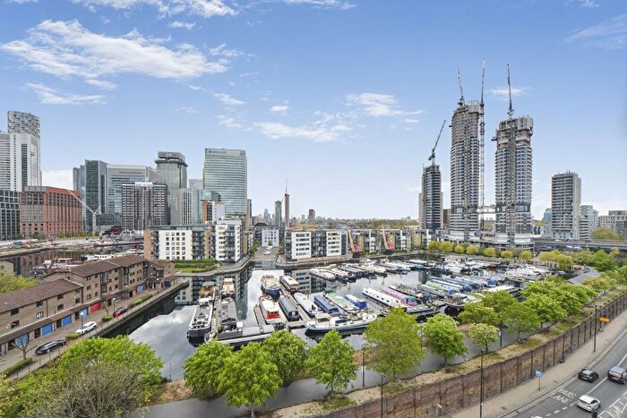 1 Bedroom Flat To Rent In Horizons Tower, Yabsley Street, E14