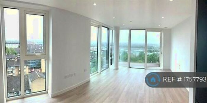 1 Bedroom Flat To Rent In Sandpiper Building, London, N4