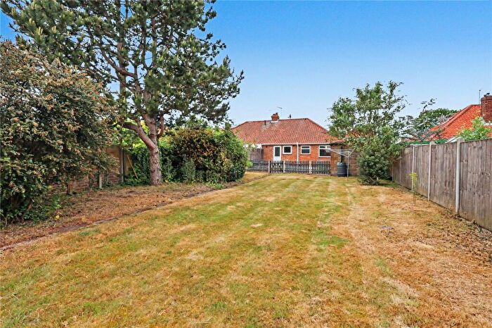 2 Bedroom Bungalow For Sale In Waldemar Avenue, Hellesdon, Norwich, Norfolk, NR6
