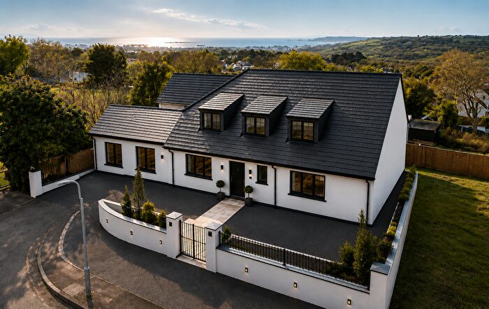 5 Bedroom Detached House For Sale In Bron Y Bryn, Swansea, SA2