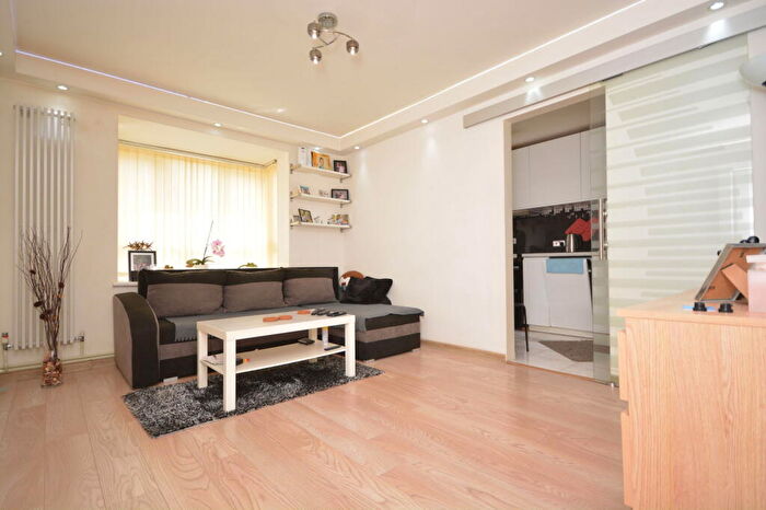 1 Bedroom Flat For Sale In Erwood Road, London, SE7