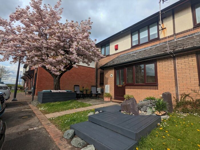 1 Bedroom End Of Terrace House To Rent In Plas Pamir, Penarth, CF64