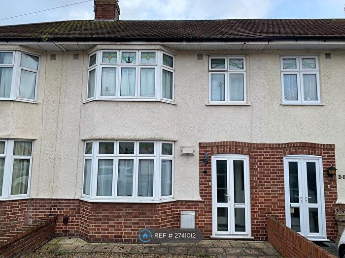 4 Bedroom Terraced House To Rent In Elm Park, Filton, Bristol, BS34