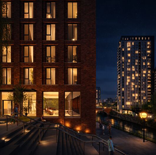 2 Bedroom Apartment For Sale In Canal Front Apartments Manchester, M5