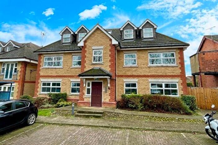 1 Bedroom Apartment To Rent In Farnborough, GU14