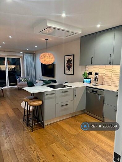 3 Bedroom Semi-Detached House To Rent In Prospect Road, London, IG8