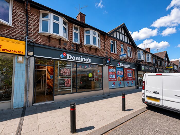 1 Bedroom Apartment For Sale In Earls Hall Parade, Prince Avenue, Southend-On-Sea, SS2