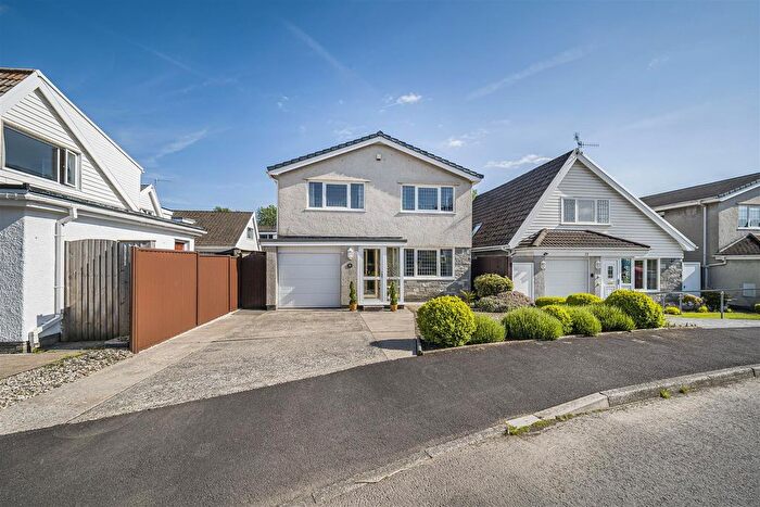 4 Bedroom Detached House For Sale In Ffrwd Vale, Neath, SA10