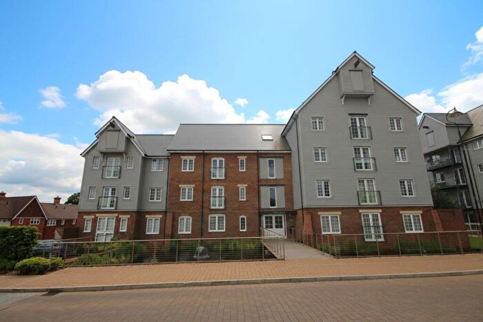 2 Bedroom Apartment To Rent In The Boulevard, Horsham, RH12