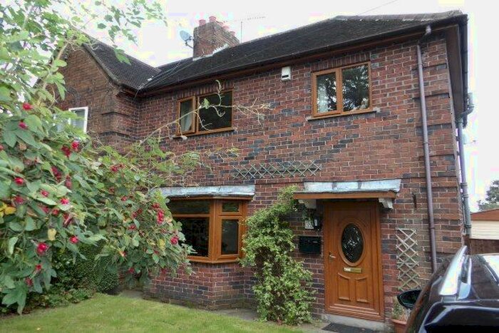 3 Bedroom Property To Rent In Buckmaster Avenue, Newcastle, ST5