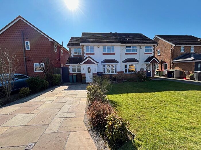 4 Bedroom Semi-Detached House To Rent In The Hills, Grimsargh, Preston, PR2