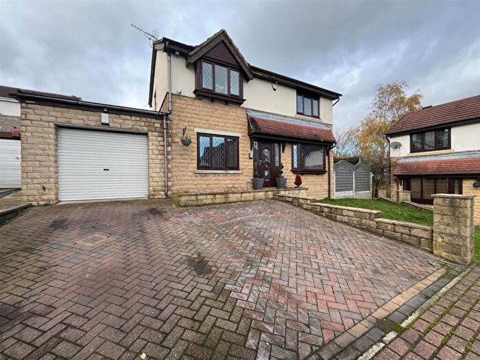 5 Bedroom Detached House For Sale In Sanderson Avenue, Bradford, BD6