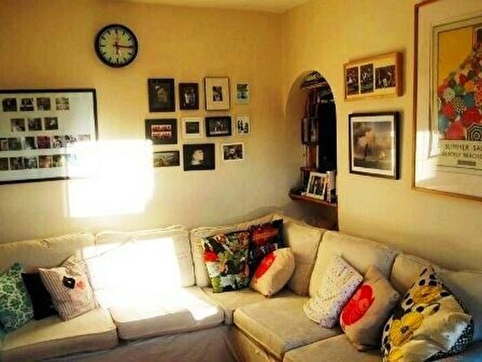 1 Bedroom Flat To Rent In Commercial Road, Shadwell/Whitechapel, E1