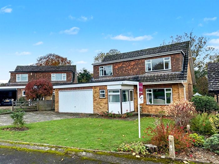 4 Bedroom Detached House For Sale In Timber Close, Bookham, KT23