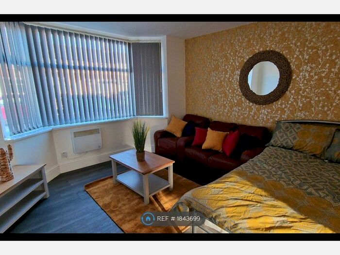 1 Bedroom Flat To Rent In Yelverton Road, Coventry, CV6