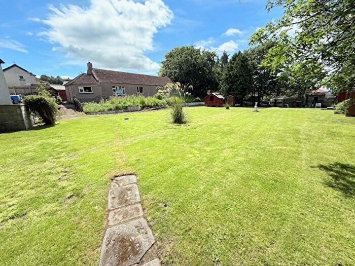 3 Bedroom Detached Bungalow For Sale In Cardenden Road, Cardenden, KY5