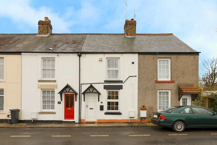 2 Bedroom Cottage For Sale In Lightwood Road, Marsh Lane, S21