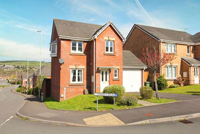 3 Bedroom Detached House To Rent In Ffordd Y Dolau, Llanharan, CF72