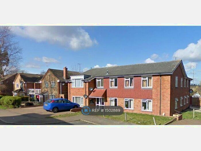 1 Bedroom Flat To Rent In Aberscombe House, Wheathampstead, St. Albans, AL4