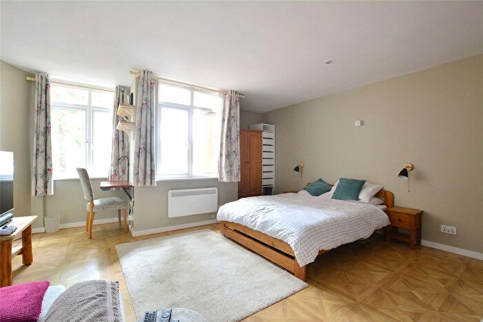 Studio To Rent In Varma Court, Kidbrooke Grove, London, SE3