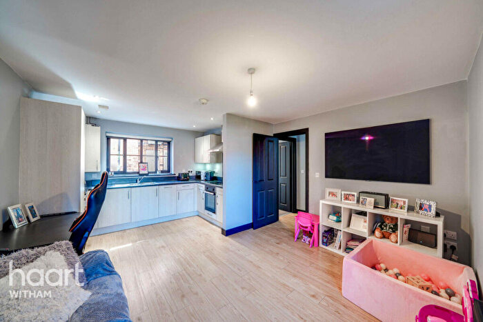 2 Bedroom Apartment For Sale In The Courtyard, Witham, CM8