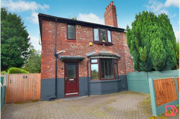 3 Bedroom Semi-Detached House To Rent In Weller Avenue, Manchester, Lancashire, M21