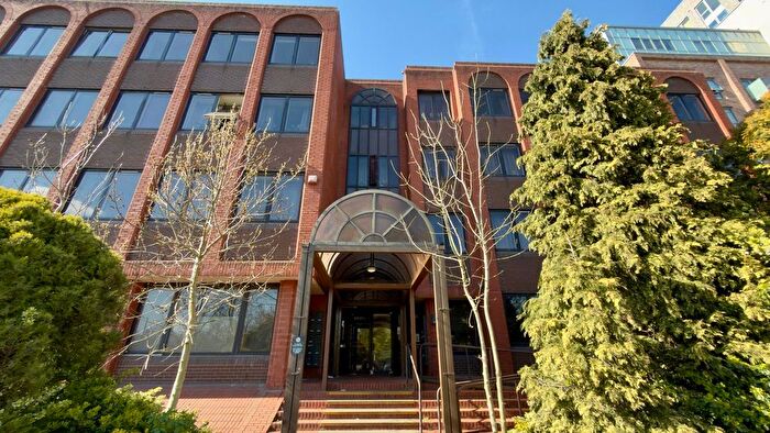 Studio To Rent In Shenley Road, Borehamwood, WD6