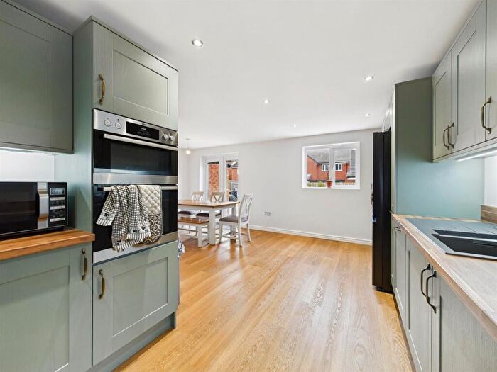 5 Bedroom Detached House For Sale In Rowlington Way, Whitley Bay, NE25