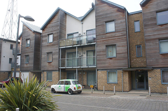 1 Bedroom Flat To Rent In Marine House, Colchester, CO2