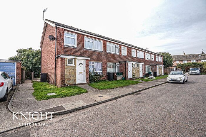 3 Bedroom Terraced House For Sale In Bell Close, Colchester, CO2