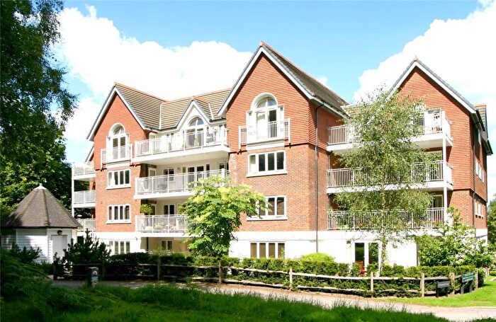 2 Bedroom Penthouse For Sale In Ashwood Court, Forest Row, East Sussex, RH18