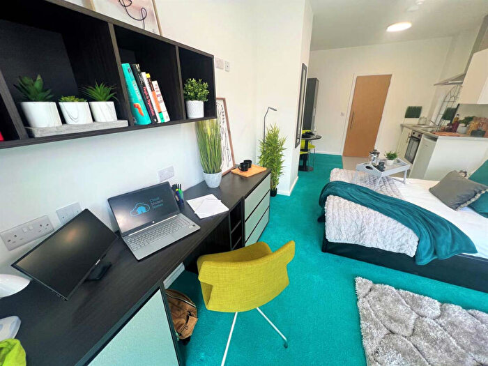 1 Bedroom Private Halls To Rent In Egerton Street, Sheffield, S1
