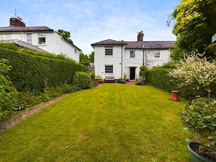 3 Bedroom End Of Terrace House For Sale In Pen-Y-Dre, Rhiwbina, Cardiff., CF14